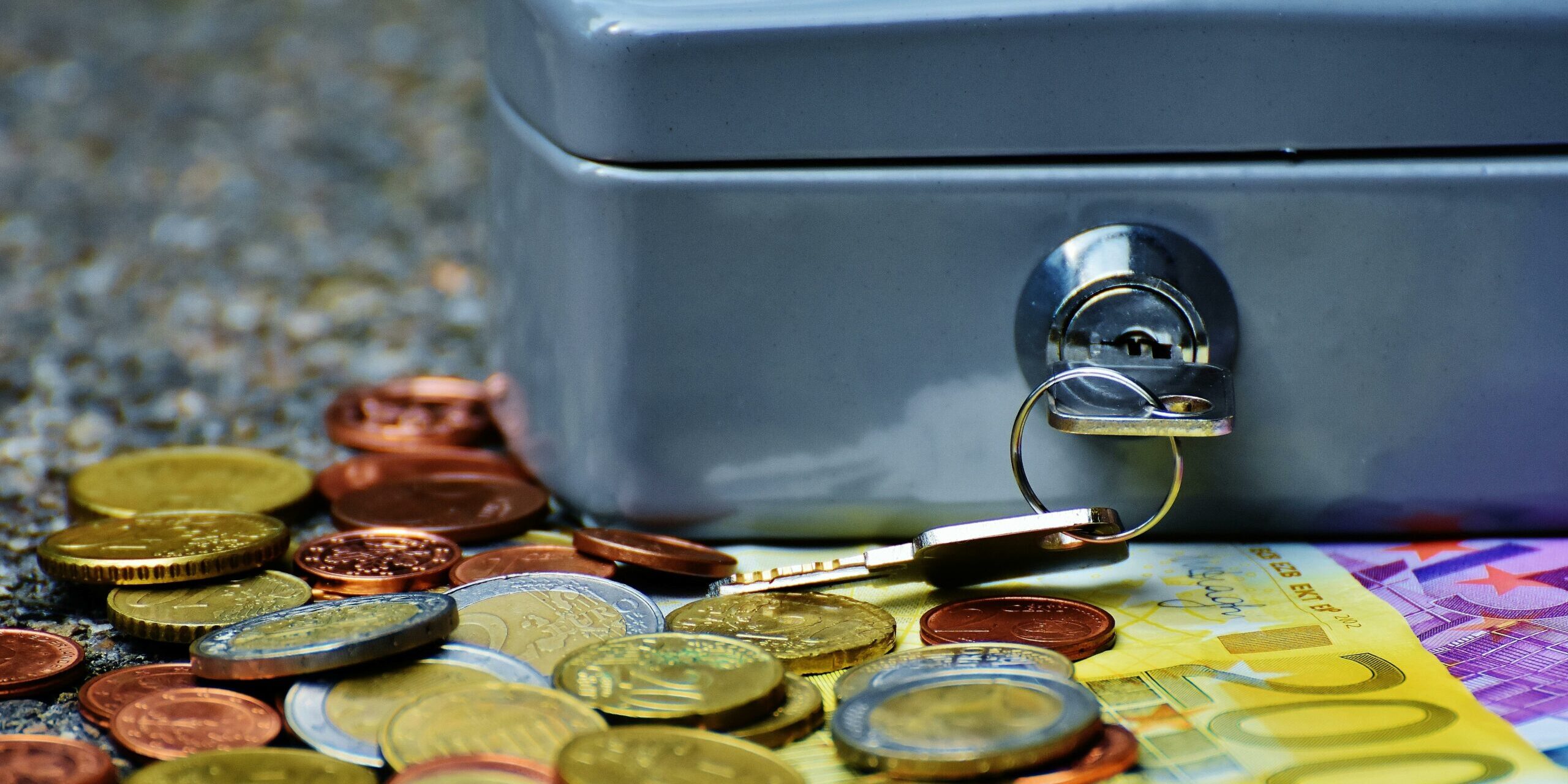 Geld Lenen bij een Particulier: De Voor- en Nadelen Explained